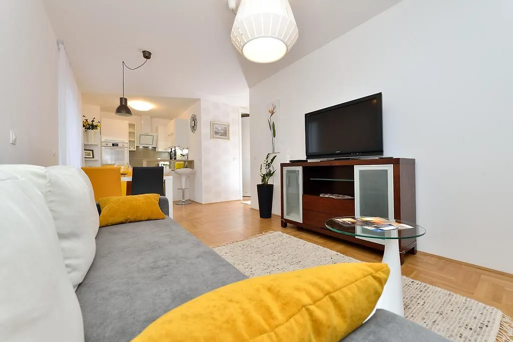 Apartment Sweet Corner 0*, Zadar